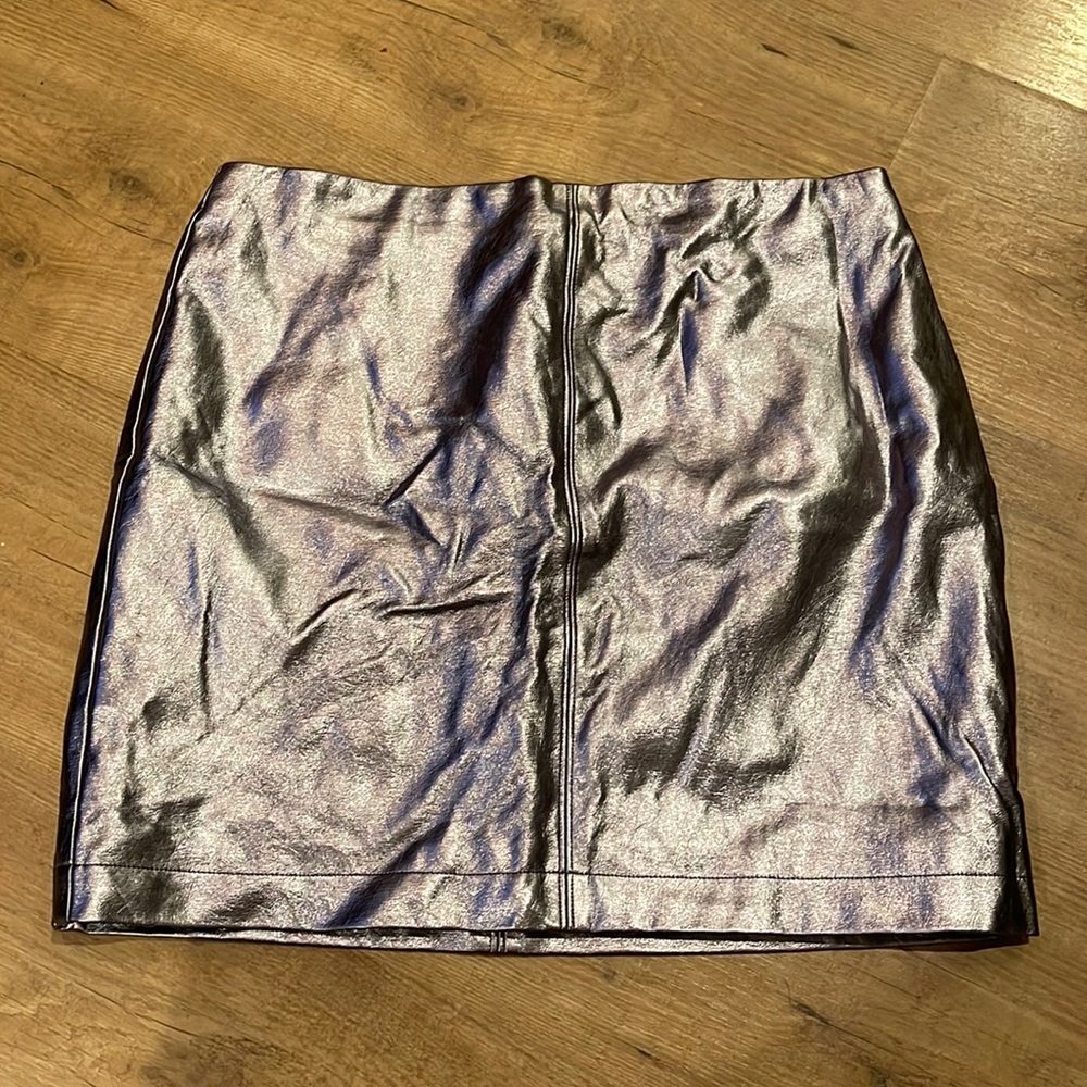 reflective skirt